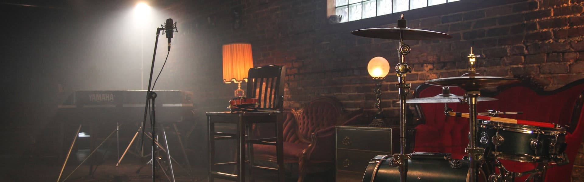 규정 및 유의사항 Header